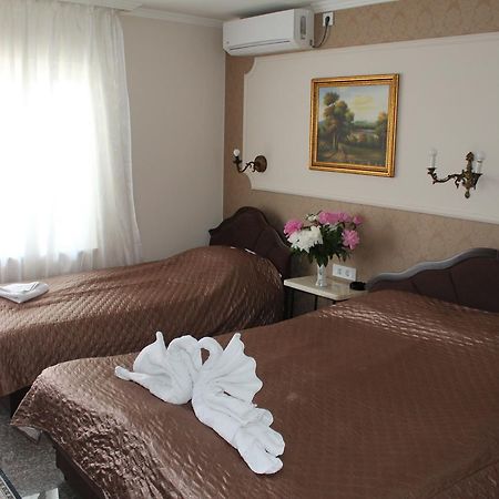 Ferienwohnung Royal Family Ni Exterior foto