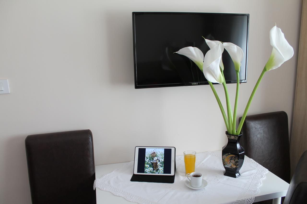 Ferienwohnung Royal Family Ni Exterior foto