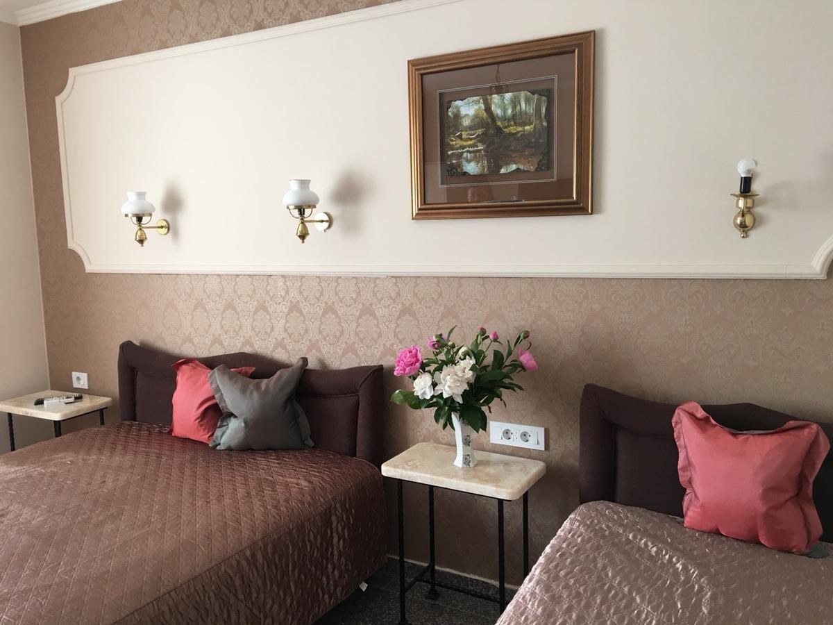 Ferienwohnung Royal Family Ni Exterior foto